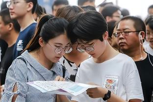 徐静雨赛中点评：比尔有交易否决权 他觉得自己没必要讨好任何人